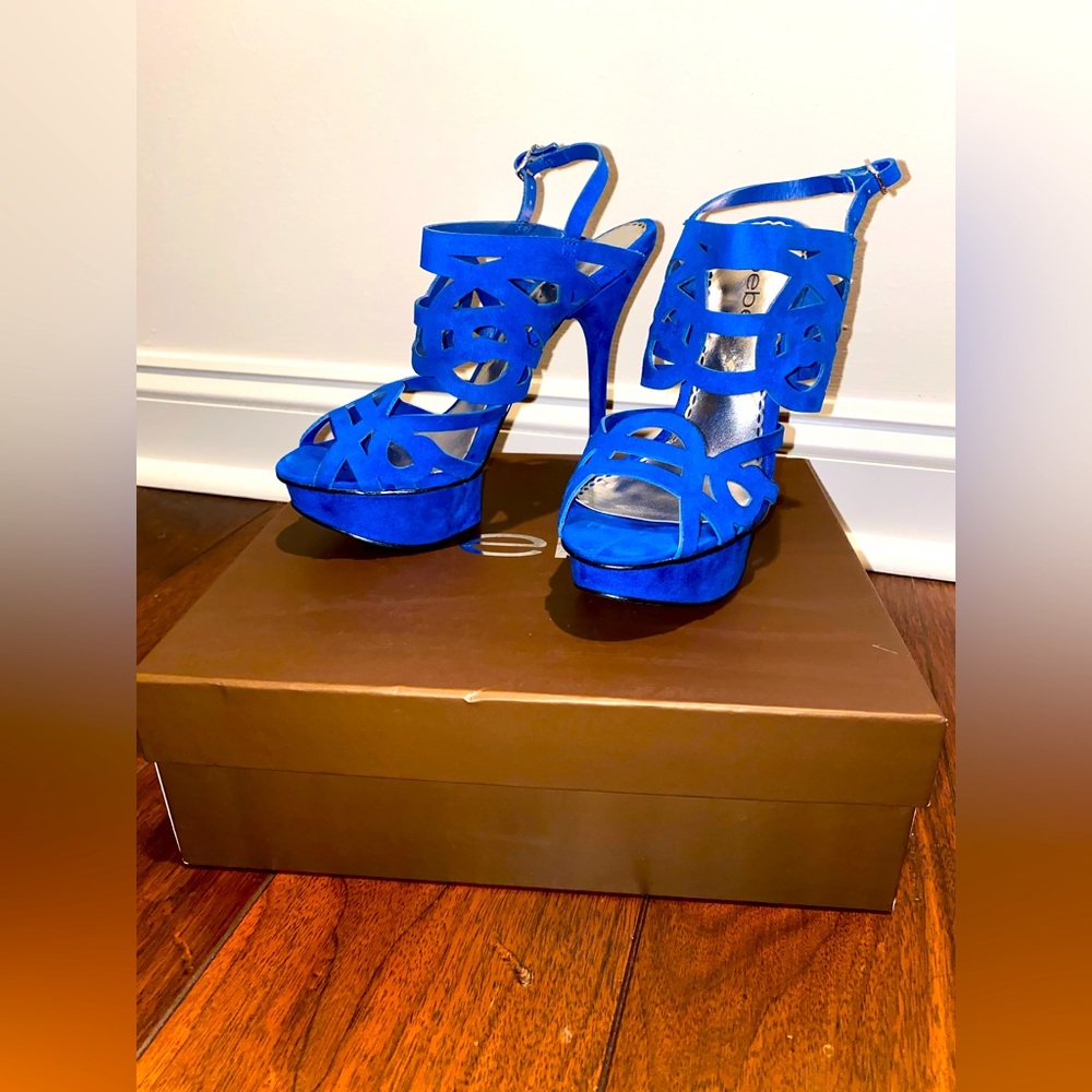 Bebe suede platform heels